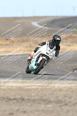 media/Nov-02-2024-TrackDaz (Sat) [[a3e3940455]]/B Group/1220pm (Riverside)/